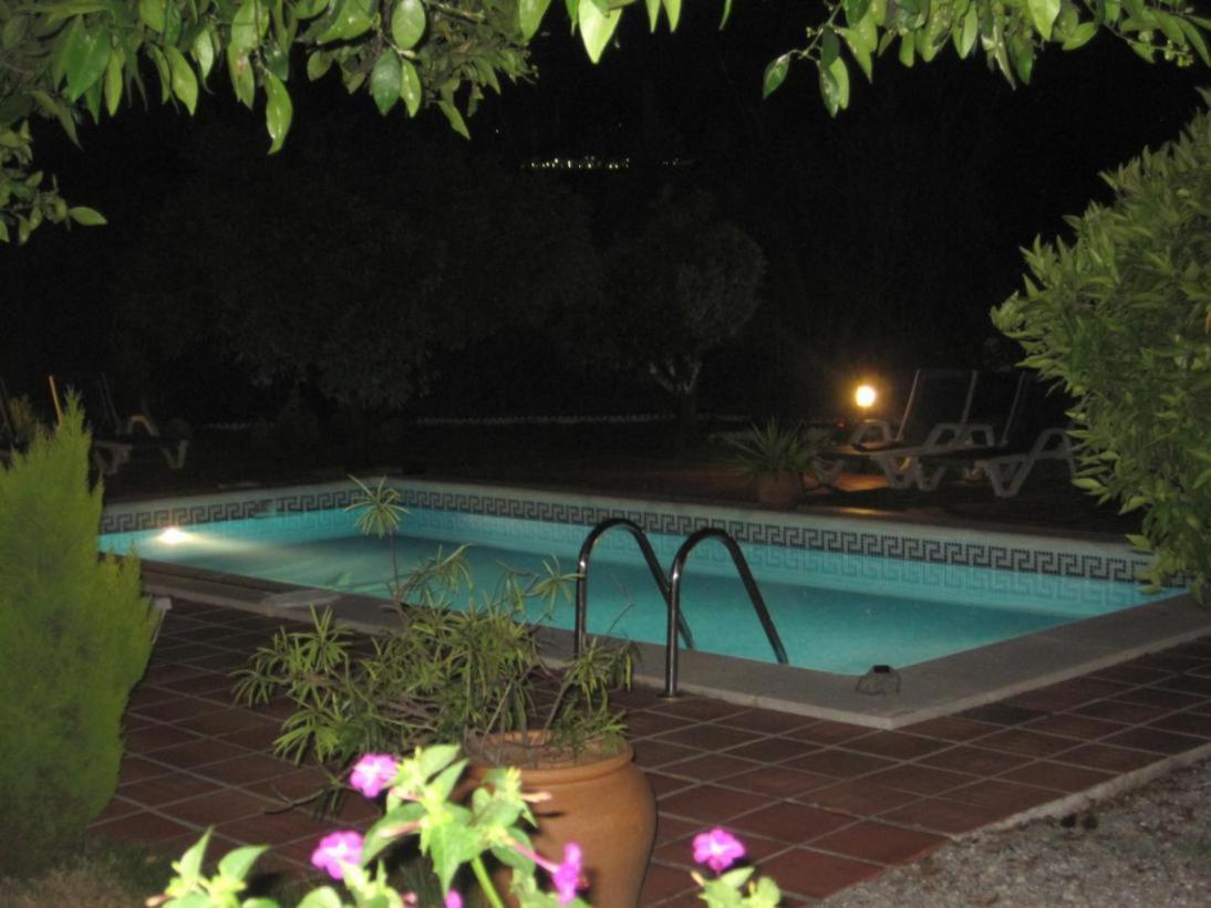 Bed and Breakfast Escuela La Crujia Velez Malaga Exterior foto